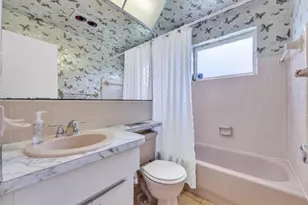 4922 NW 52nd St, Tamarac, FL 33319 - Photo 19