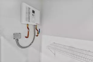 5250 SW 18th St, West Park, FL 33023 - Photo 25