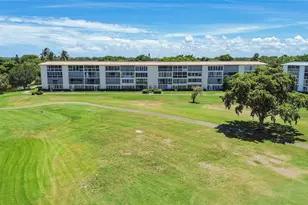 2801 Victoria Way, Coconut Creek, FL 33066 - Photo 39