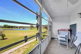 2801 Victoria Way, Coconut Creek, FL 33066 - Photo 21