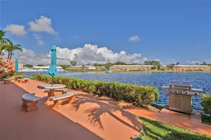 925 SW 11th Ave, Hallandale Beach, FL 33009 - Photo 35