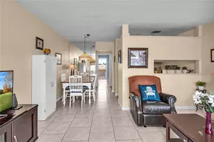 925 SW 11th Ave, Hallandale Beach, FL 33009 - Photo 13