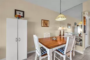 925 SW 11th Ave, Hallandale Beach, FL 33009 - Photo 15