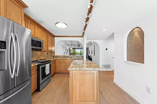 1100 SE 5th Ct, Pompano Beach, FL 33060 - Photo 3