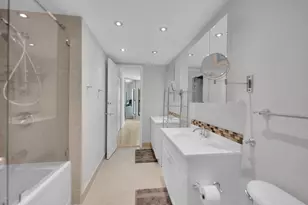 6017 Bayview Dr, Fort Lauderdale, FL 33308 - Photo 15