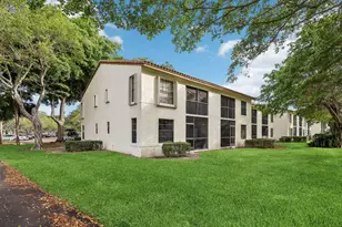 301 Olivewood Pl, Boca Raton, FL 33431 - Photo 39