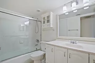 1051 Hillsboro Mile, Hillsboro Beach, FL 33062 - Photo 23