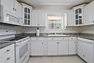 1051 Hillsboro Mile, Hillsboro Beach, FL 33062 - Photo 11