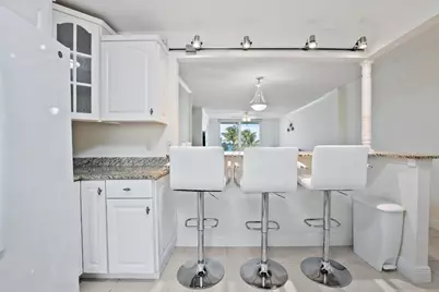 1051 Hillsboro Mile #305E, Pompano Beach, FL 33062 - Photo 13