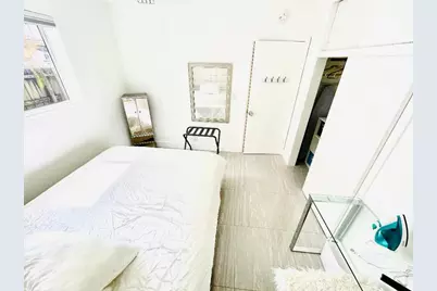 20515 Highland Lakes Boulevard, Miami, FL 33179 - Photo 19