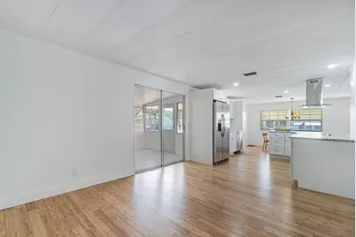 113 NW 52nd Court, Deerfield Beach, FL 33064 - Photo 9