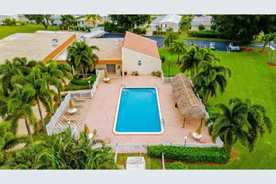 113 NW 52nd Court, Deerfield Beach, FL 33064 - Photo 37