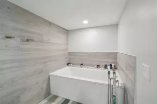 3100 NE 48th St, Fort Lauderdale, FL 33308 - Photo 21