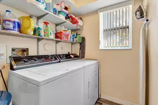 10217 NW 24th Pl, Sunrise, FL 33322 - Photo 17