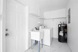 7005 NW 11th St, Margate, FL 33063 - Photo 19