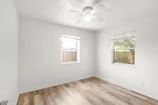 140 SE Serenata Ct, Port Saint Lucie, FL 34983 - Photo 21