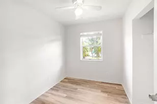 140 SE Serenata Ct, Port Saint Lucie, FL 34983 - Photo 17