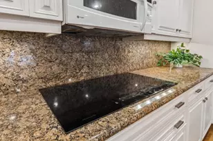 3301 NE 16th St, Fort Lauderdale, FL 33304 - Photo 21