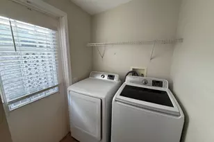 8550 SW 23rd Pl, Davie, FL 33324 - Photo 9