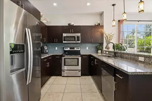 2325 SE 5th St, Pompano Beach, FL 33062 - Photo 9