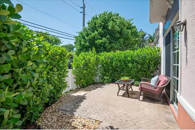 2325 SE 5th Street, Pompano Beach, FL 33062 - Photo 3