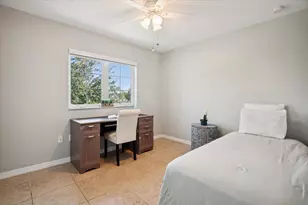 2325 SE 5th St, Pompano Beach, FL 33062 - Photo 17