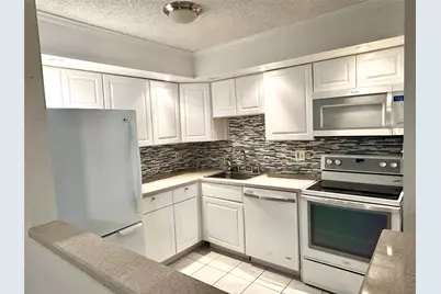10429 E Clairmont Circle #108, Tamarac, FL 33321 - Photo 1