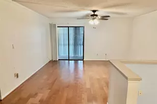 10429 E Clairmont Cir, Tamarac, FL 33321 - Photo 5