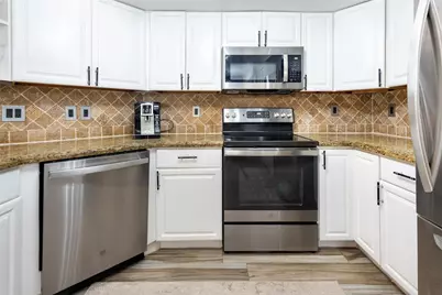 761 N Pine Island Road #106, Plantation, FL 33324 - Photo 5