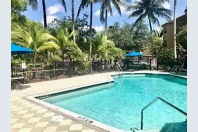 761 N Pine Island Road #106, Plantation, FL 33324 - Photo 23