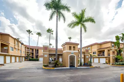 761 N Pine Island Road #106, Plantation, FL 33324 - Photo 1