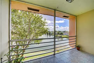 9440 Sunrise Lakes Blvd, Sunrise, FL 33322 - Photo 7