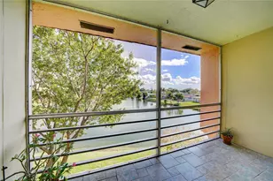 9440 Sunrise Lakes Blvd, Sunrise, FL 33322 - Photo 7