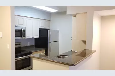 2846 S University Drive #4205, Davie, FL 33328 - Photo 3