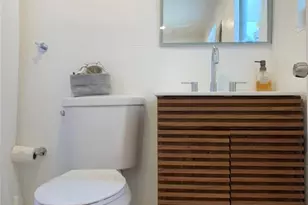 801 SW 10th St, Fort Lauderdale, FL 33315 - Photo 59