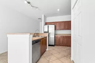 8244 Prestige Commons Dr, Tamarac, FL 33321 - Photo 7