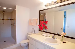 2112 S Cypress Bend Dr, Pompano Beach, FL 33069 - Photo 19