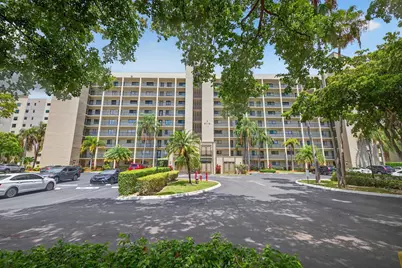 2112 S Cypress Bend Drive #401, Pompano Beach, FL 33069 - Photo 37