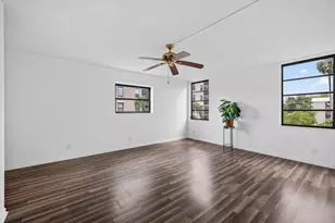 2112 S Cypress Bend Dr, Pompano Beach, FL 33069 - Photo 13