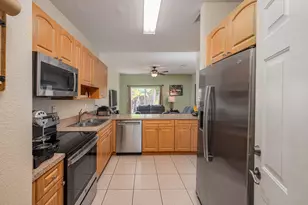 5048 SW 136th Ave, Miramar, FL 33027 - Photo 9