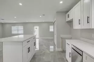 520 SW 13th Pl, Deerfield Beach, FL 33441 - Photo 15