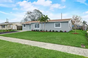 520 SW 13th Pl, Deerfield Beach, FL 33441 - Photo 3