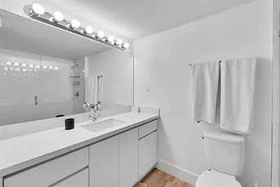 2301 Collins Avenue #838, Miami Beach, FL 33139 - Photo 15