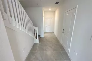 2437 NW 131st Cir, Miami, FL 33167 - Photo 3