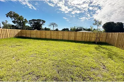 2437 NW 131st Circle, Miami, FL 33167 - Photo 21