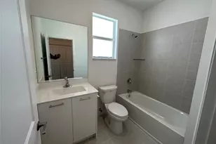 2437 NW 131st Cir, Miami, FL 33167 - Photo 15