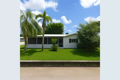 8415 NW 59th Place, Tamarac, FL 33321 - Photo 13