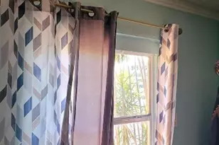 2441 NW 104th St, Miami, FL 33147 - Photo 17