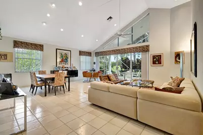 11917 Fountainside Circle, Boynton Beach, FL 33437 - Photo 7