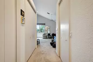 11917 Fountainside Cir, Boynton Beach, FL 33437 - Photo 21